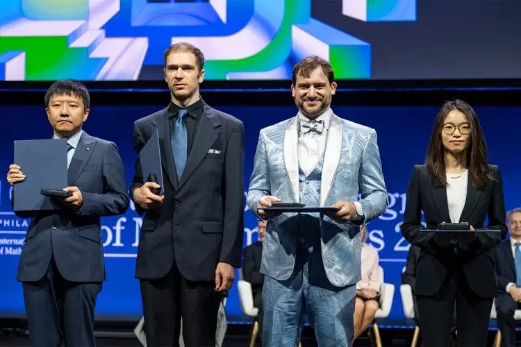 2026年菲尔兹奖四位得主:邓煜、John Pardon、Jacob Tsimerman、王虹